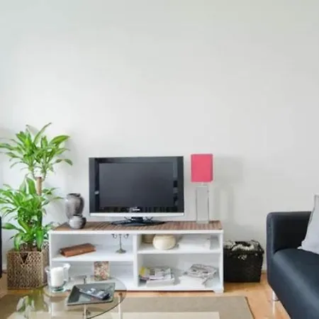 Well Located Apartment, * Lisbon